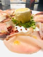 Toit hotelli aladel või selle läheduses