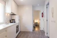 Kuchyňa alebo kuchynka v ubytovaní Apartamento Casco Histórico , playa Postiguet