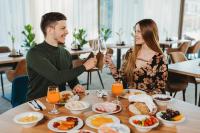 Jídlo v hotelu nebo okolí