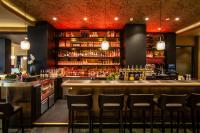 Khu vực lounge/bar tại Nordhäuser Fürstenhof & TinySky-Resort