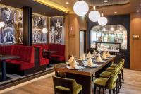 Khu vực ghế ngồi tại Nordhäuser Fürstenhof & TinySky-Resort