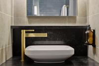 Hotel AMANO Covent Gardenにあるバスルーム