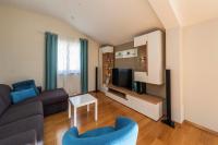 TV a/nebo společenská místnost v ubytování Holiday home in Petrcane