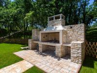 Vonkajšia záhrada v ubytovaní Villa Monaco