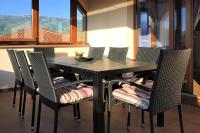 Posedenie v ubytovaní Apartment in Jasenice Rovanjska near the beach