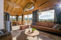 Posezení v ubytování Narzenhof Wellness Chalets, Familien & Luxus Apartments am Bauernhof