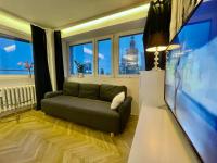 Posedenie v ubytovaní PLATINUM metro x2 WiFi 350 MBs Netflix HBO AppleTV