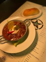 Jídlo v hotelu nebo okolí