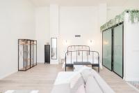 Posteľ alebo postele v izbe v ubytovaní BHost - Loft El Angel