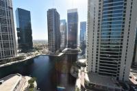 Nespecifikovaný výhled na destinaci Dubaj nebo výhled na město při pohledu z apartmánu