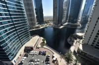 Nespecifikovaný výhled na destinaci Dubaj nebo výhled na město při pohledu z apartmánu