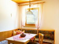 Posedenie v ubytovaní Mountain-view Apartment in Ramsau