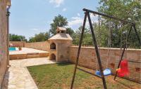Herní místnost nebo prostor pro děti v ubytování Nice Home In Vodnjan With Jacuzzi