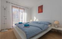 Posteľ alebo postele v izbe v ubytovaní One-Bedroom Apartment In Porec