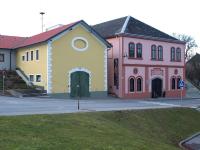 The building in which Az apartmant is located