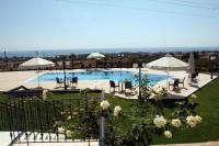 Bazén v ubytovaní Bell Air Hotel alebo v jeho blízkosti