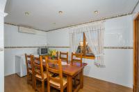 Kuchnia lub aneks kuchenny w obiekcie Casa BENESTAR by Mallorca Villa Selection
