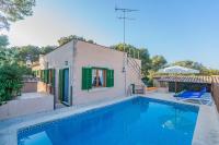 Basen w obiekcie Casa BENESTAR by Mallorca Villa Selection lub w pobliżu
