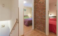 Posteľ alebo postele v izbe v ubytovaní 4 Bedroom Cozy Home In Liznjan