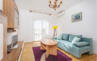 Posedenie v ubytovaní 2 Bedroom Stunning Home In Omisalj
