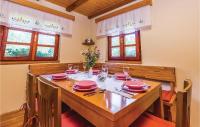 Plán poschodí v ubytovaní 2 Bedroom Stunning Home In Lukovdol