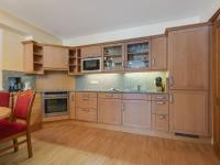 Kuchnia lub aneks kuchenny w obiekcie Chalet apartment in Saalbach-Hinterglemm