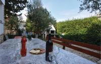 Napoje w obiekcie One-Bedroom Apartment In Stari Grad