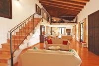 Posedenie v ubytovaní Villa Es Bosquet by Slow Villas