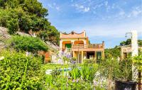 Zahrada ubytování Cozy Home In Nerja With Wifi