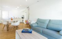 A kitchen or kitchenette at 3 Bedroom Cozy Apartment In Denia