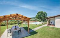 Vonkajšia záhrada v ubytovaní Villa Isabella