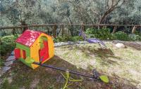 A garden outside Pian Dellaia 1