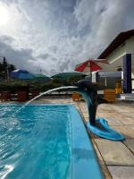 Hostel flor do Caribeの敷地内または近くにあるプール