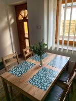 A seating area at Mátrai Vadászház 3-Vintage Cottage