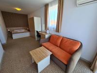Postel nebo postele na pokoji v ubytování Hotel Mida