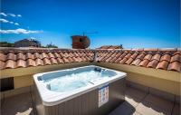 Plán poschodí v ubytovaní Nice Apartment In Kostrena With Jacuzzi