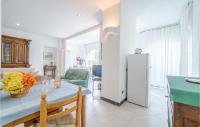 A kitchen or kitchenette at Mimosa