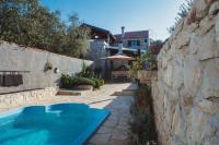 Bazén v ubytování Holiday house Šokotini dvori nebo v jeho okolí