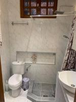 A bathroom at Ano Poli Studios 3