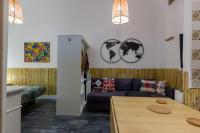 A seating area at Social - kitchen home - apartment Madrid