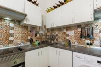 A kitchen or kitchenette at Social - kitchen home - apartment Madrid