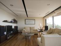 A television and/or entertainment centre at Belvilla by OYO Sammy