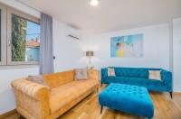 Część wypoczynkowa w obiekcie Villa Njivice Apartment Ema