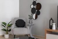Posezení v ubytování HiGuests - Stylish Apartment in JBR Steps From the Beach