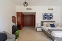 Postel nebo postele na pokoji v ubytování HiGuests - Stylish Apartment in JBR Steps From the Beach