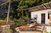 A garden outside Villa Punta del Sole