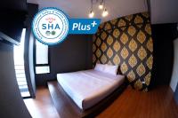 Postel nebo postele na pokoji v ubytování Hide Bangkok Hostel