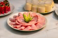 Jídlo v hotelu nebo okolí