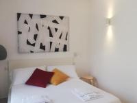 A bed or beds in a room at Casa UBARUNI