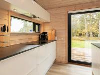 Kuchyň nebo kuchyňský kout v ubytování Holiday home Hals VII